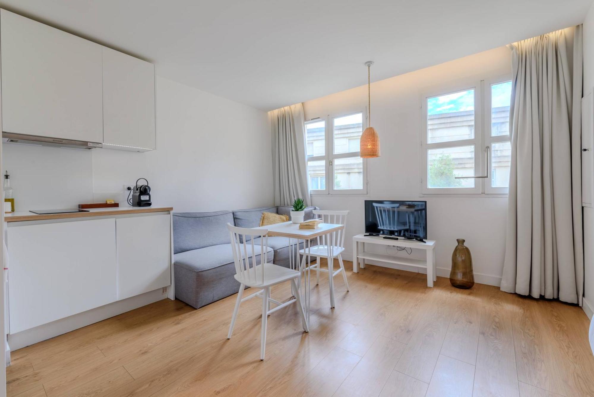 Les Appartements Et Chambres De Montpellier Exterior photo